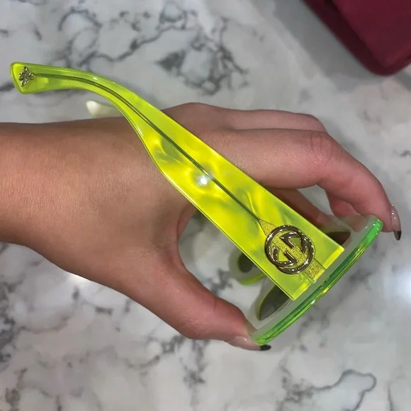 GUCCI sunglasses - Picture 5 of 9